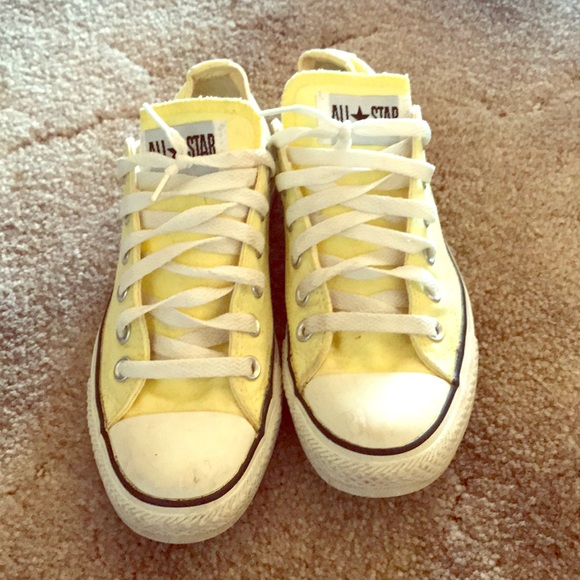 light yellow converse shoes